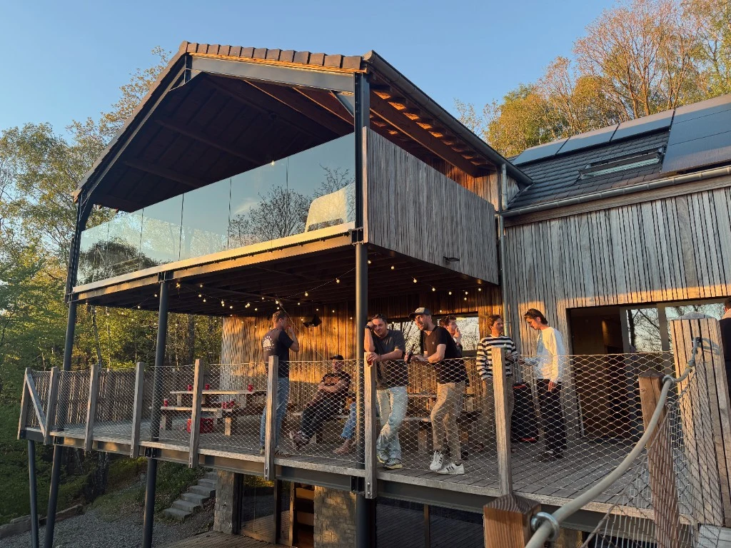 9ID team on an outdoor deck